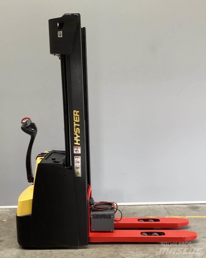 Hyster S1.4 Ručni električni viljuškar