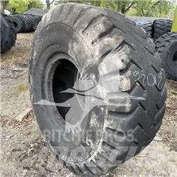 BKT 14.00X24 Gume, točkovi i felne