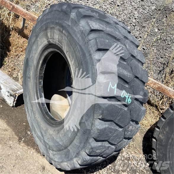Titan 20.5R25 Gume, točkovi i felne