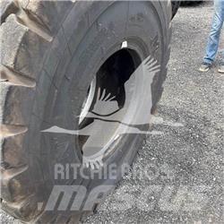 Titan 20.5R25 Gume, točkovi i felne