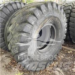 Toyo 18.00X25 Gume, točkovi i felne
