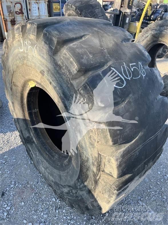 Toyo 23.5x25 Gume, točkovi i felne