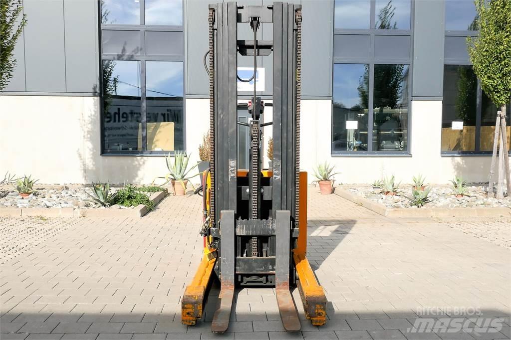 Baka EGS 1,5-44 Ručni električni viljuškar