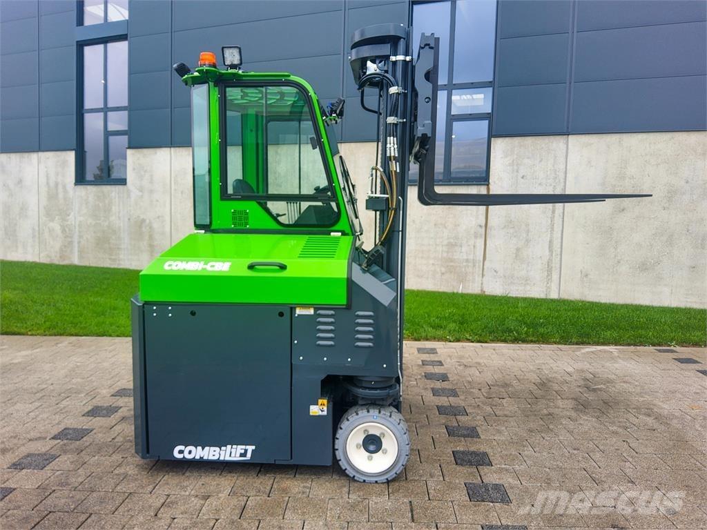 Combilift CBE 3000 Viljuškari sa 4-stranskim dohvatom