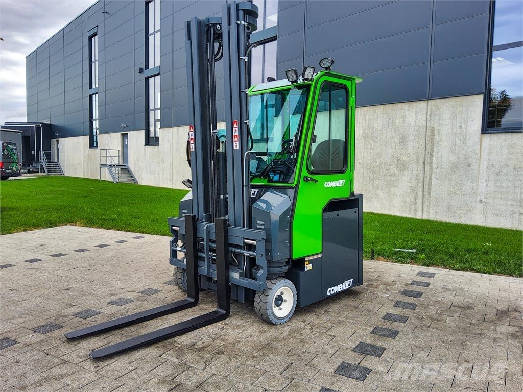 Combilift CBE 3000 Viljuškari sa 4-stranskim dohvatom