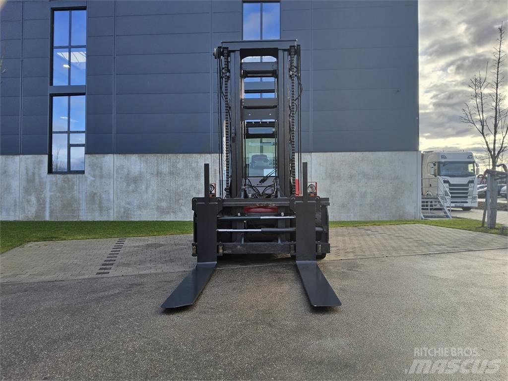 Kalmar DCE 150-12 Dizelski viljuškari