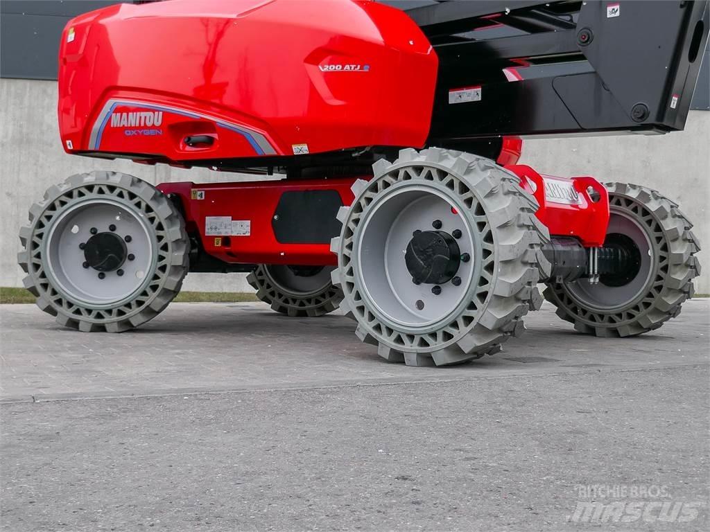 Manitou 200 ATJE Zglobne podizne platforme