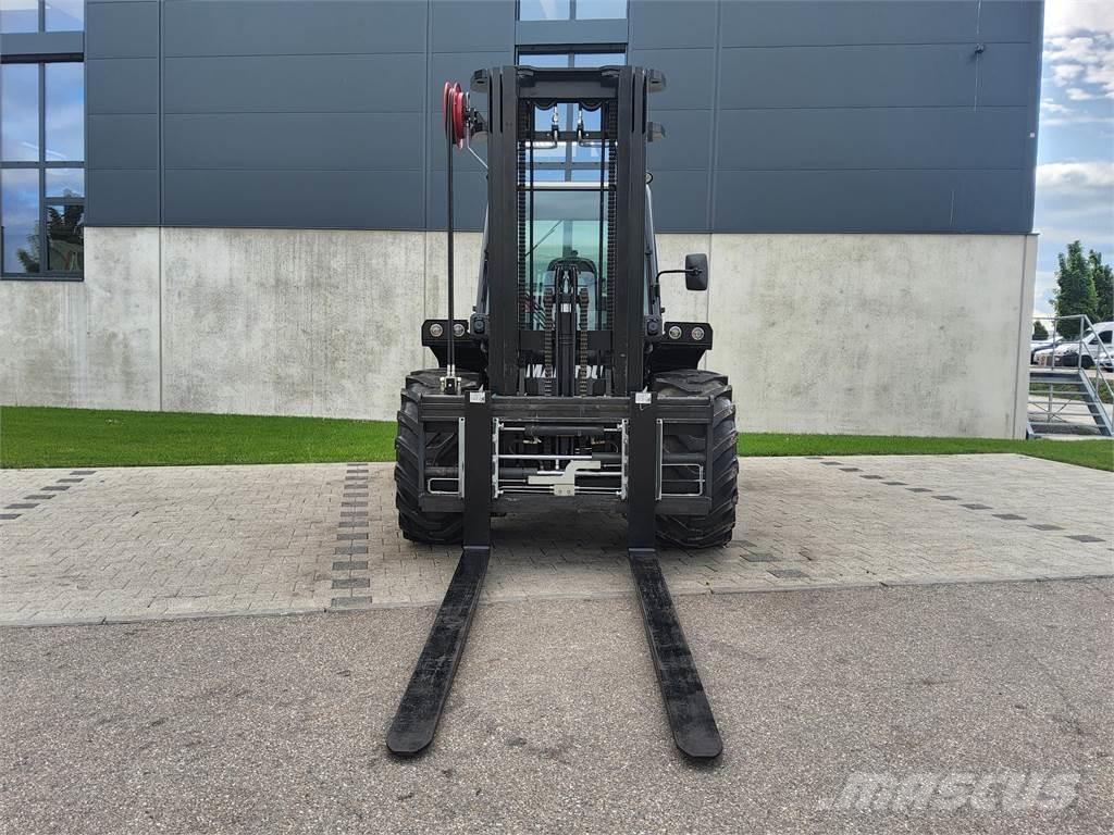 Manitou M 50-4 Vanterenski viljuškar