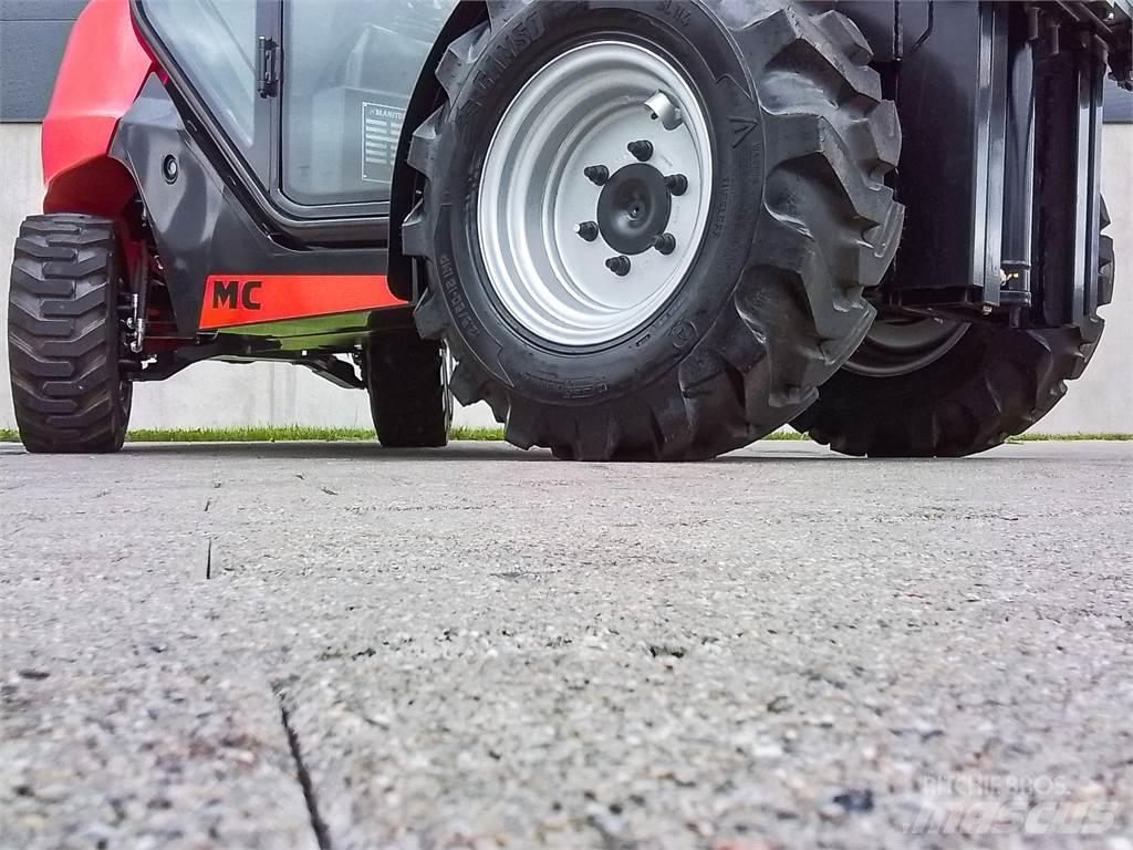 Manitou MC 25-4 Vanterenski viljuškar