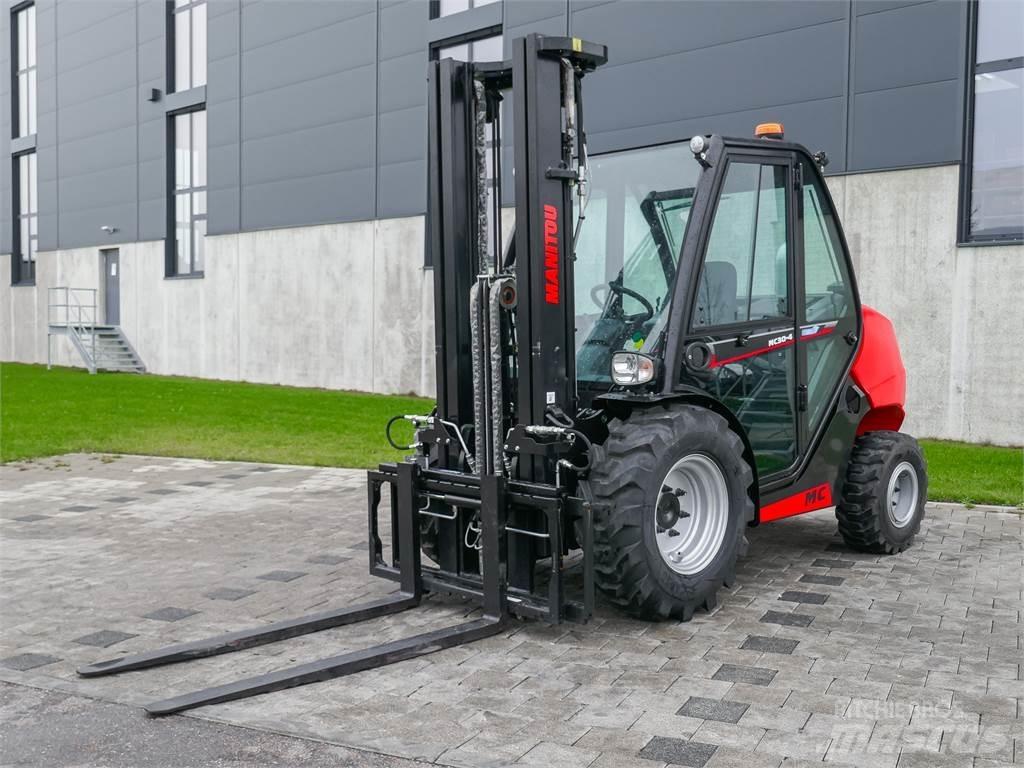 Manitou MC 30-4 Vanterenski viljuškar