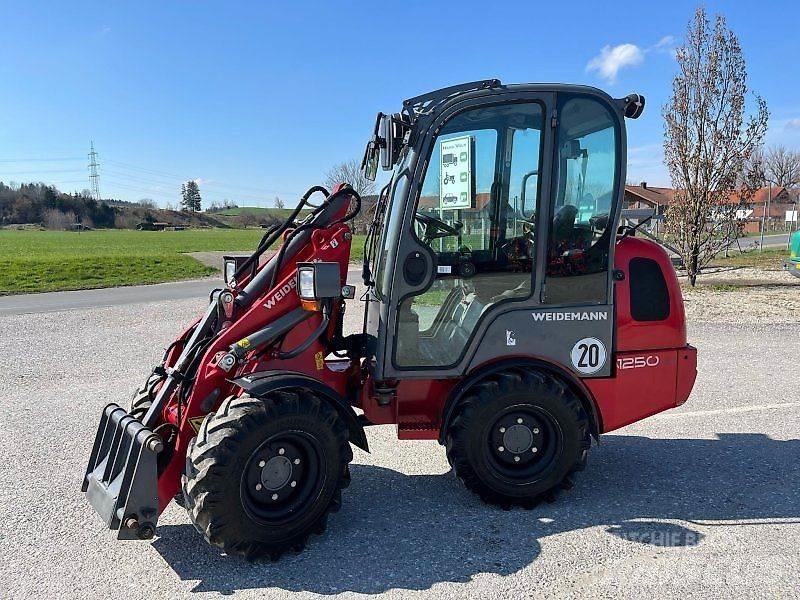 Weidemann 1250 Skid steer mini utovarivači