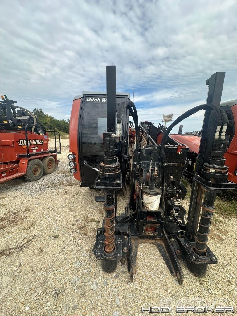 Ditch Witch AT32 Oprema za horizontalno usmereno bušenje