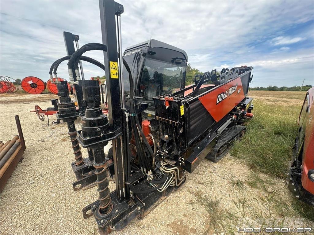 Ditch Witch AT32 Oprema za horizontalno usmereno bušenje