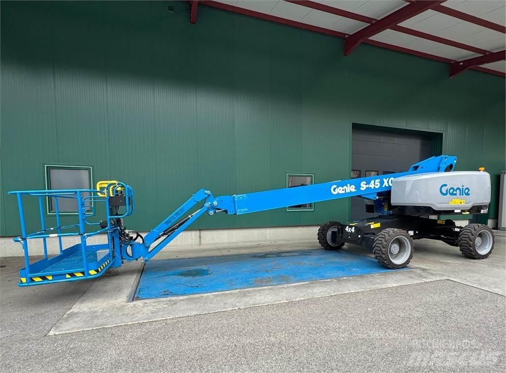 Genie S-45 XC Zglobne podizne platforme