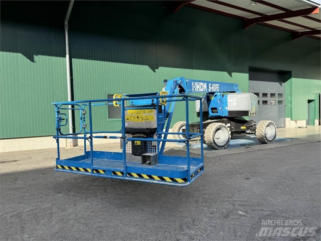 Genie S-60 FE Zglobne podizne platforme