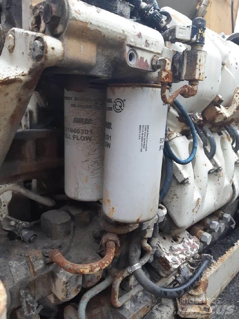 Komatsu 930E Motori za građevinarstvo
