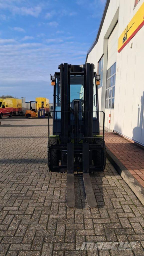 Clark S30D Dizelski viljuškari