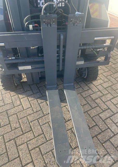 Combilift CBE 3000 Bočni viljuškari
