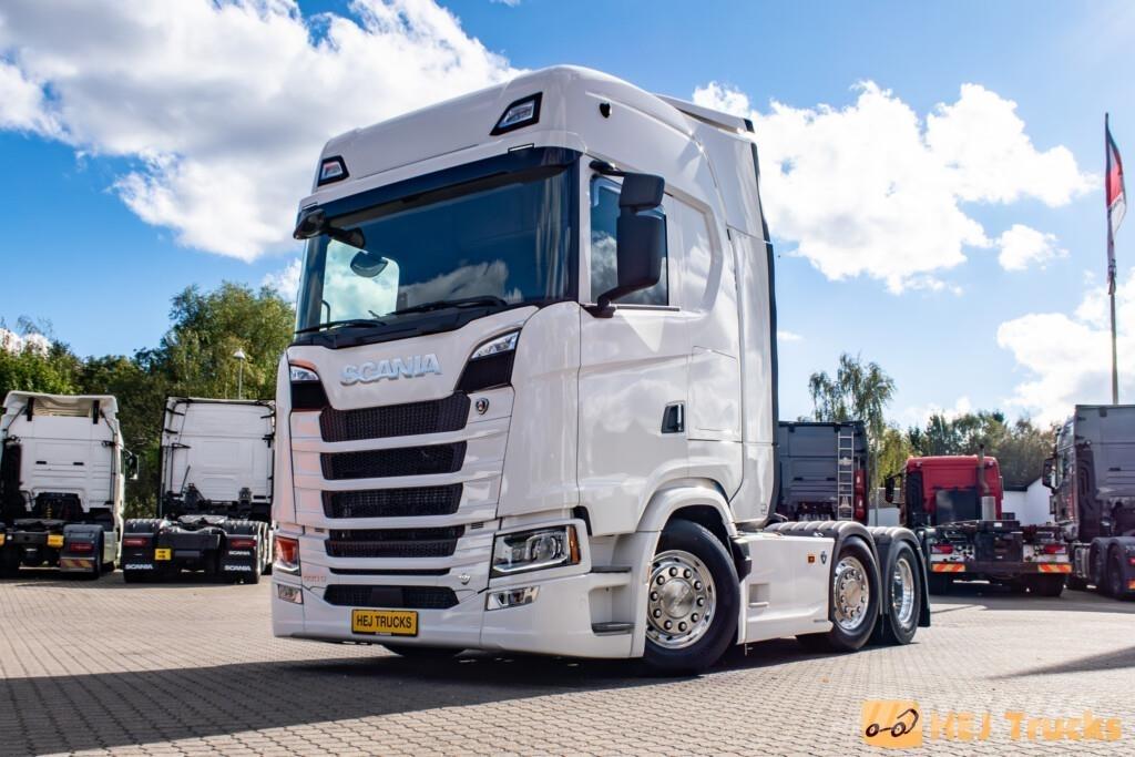Scania S590 A6x2/4NB Tegljači