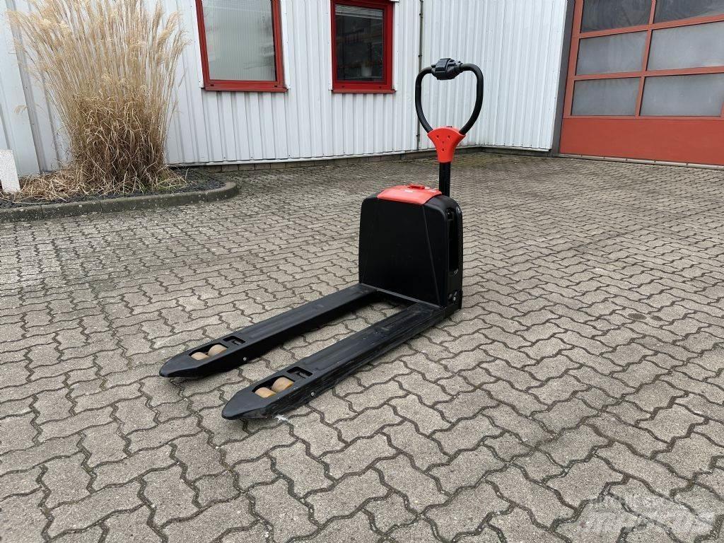 EP F4 Nisko podizni električni viljuškar