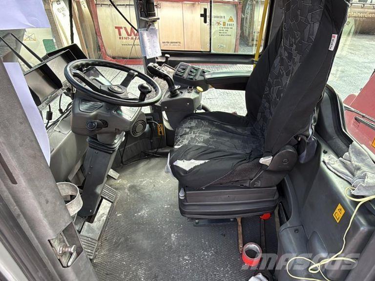 Kalmar DRF400-60C5 Dohvatni viljuškari