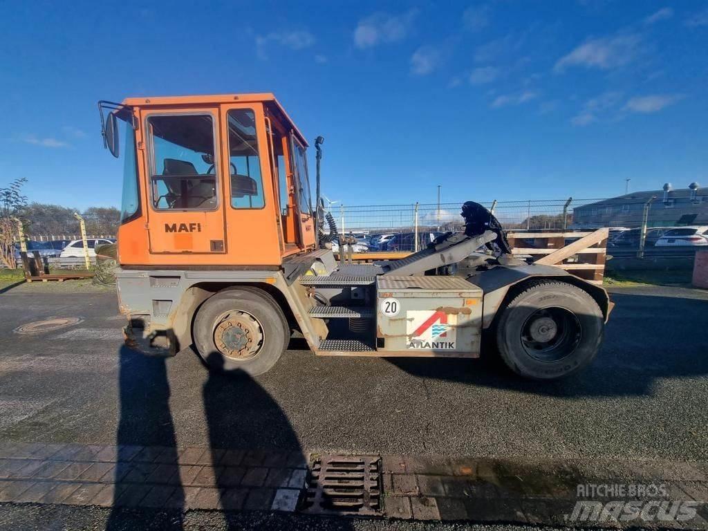 Mafi MT36 4x4DL Terminalni tegljači