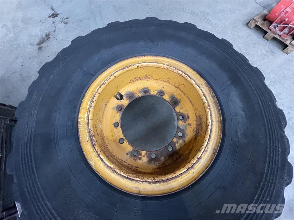  20.5xR25 Dæk på fælg Gume, točkovi i felne