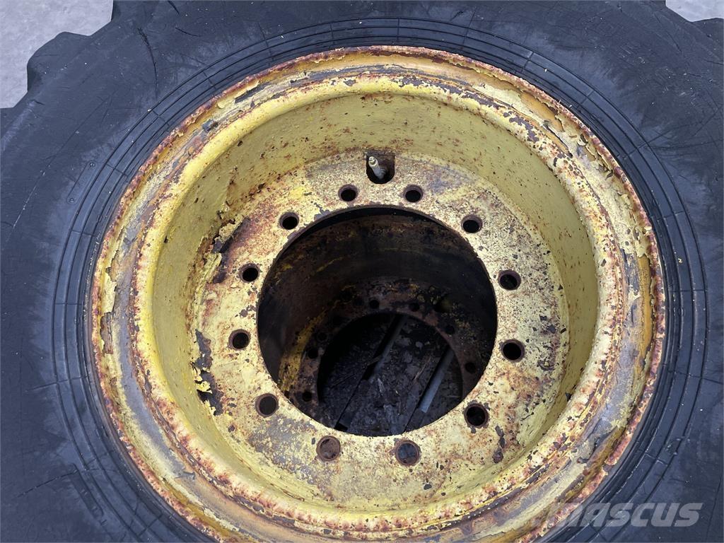  20x24 Dæk på fælg - 2 stk. Gume, točkovi i felne