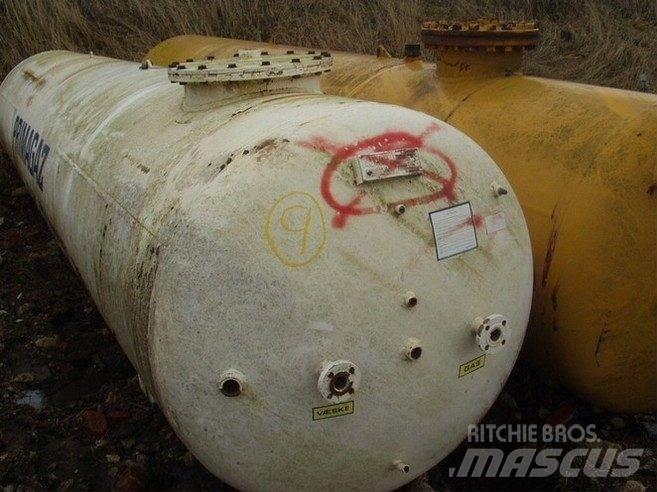  8000 ltr. tank - nr. 9 Ostale komponente za građevinarstvo