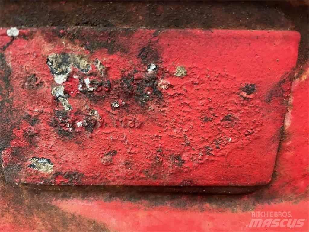  Bagaksel ex. Hanomag 60E Osovine