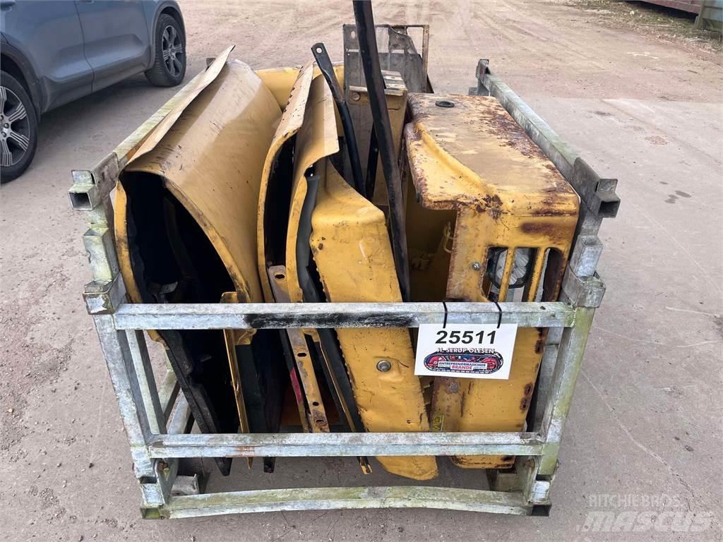 CAT 323D Skærme Ostale komponente za građevinarstvo