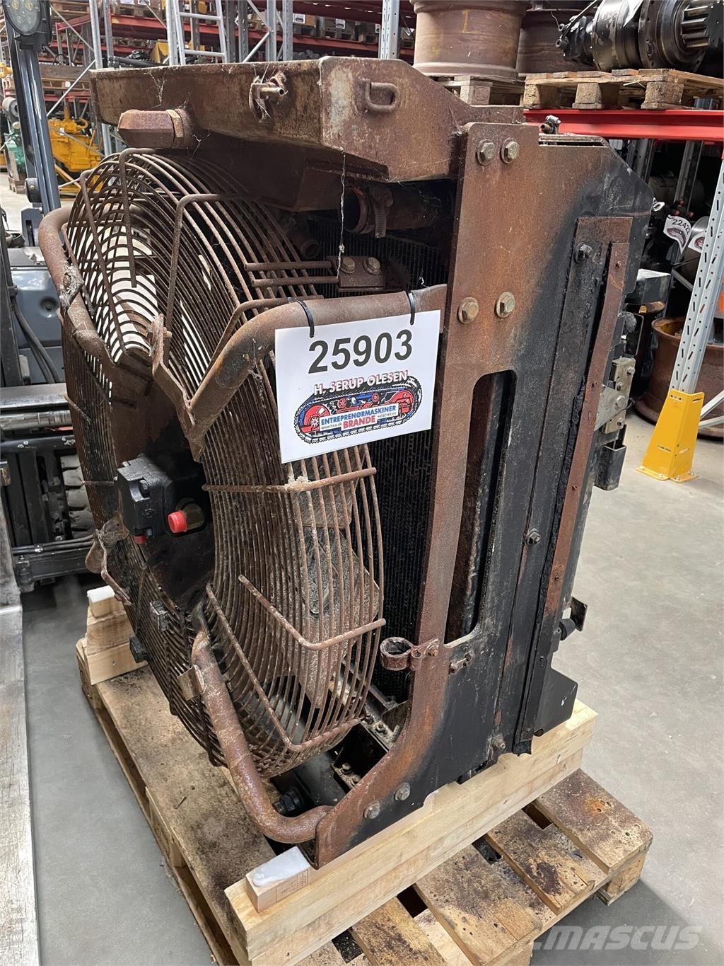 CAT 926GII komplet køler Motori za građevinarstvo