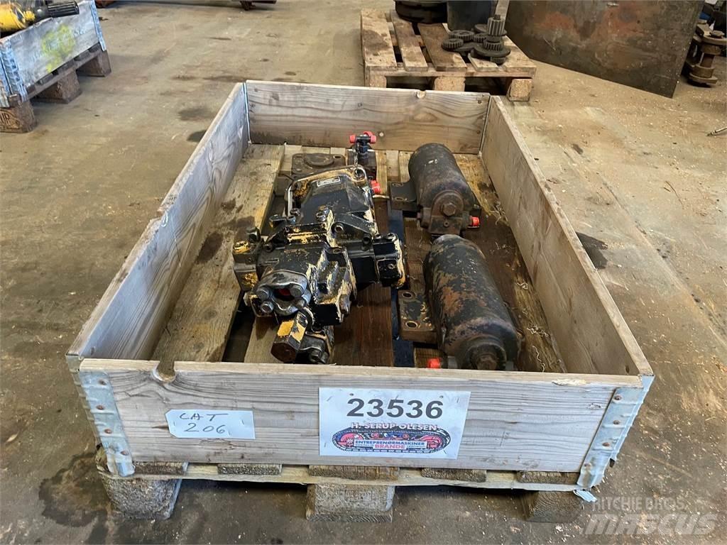  Diverse dele ex. Cat 206 Hidraulika