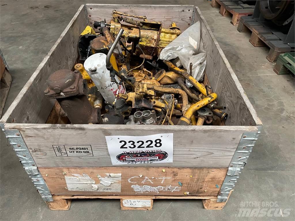  Diverse dele ex. Cat 3304 Motori za građevinarstvo