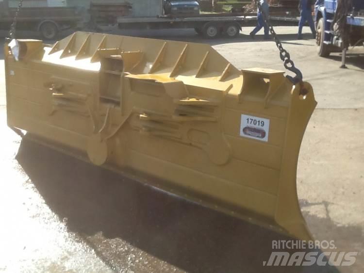  Dozerblad ex. Cat D6K Ostale komponente za građevinarstvo