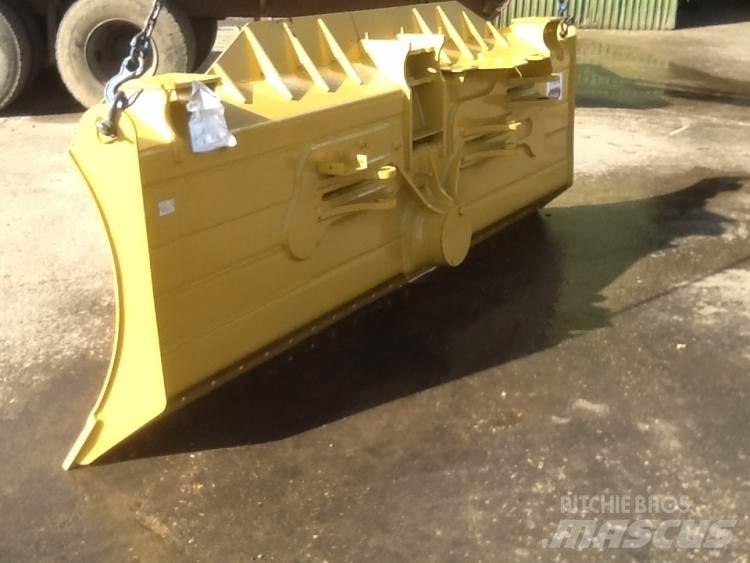  Dozerblad ex. Cat D6K Ostale komponente za građevinarstvo
