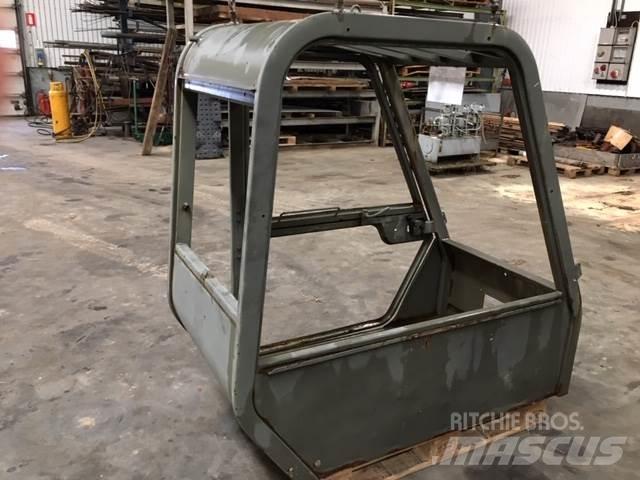  Førerhus ex. Manitou MT430 Ostale komponente za građevinarstvo