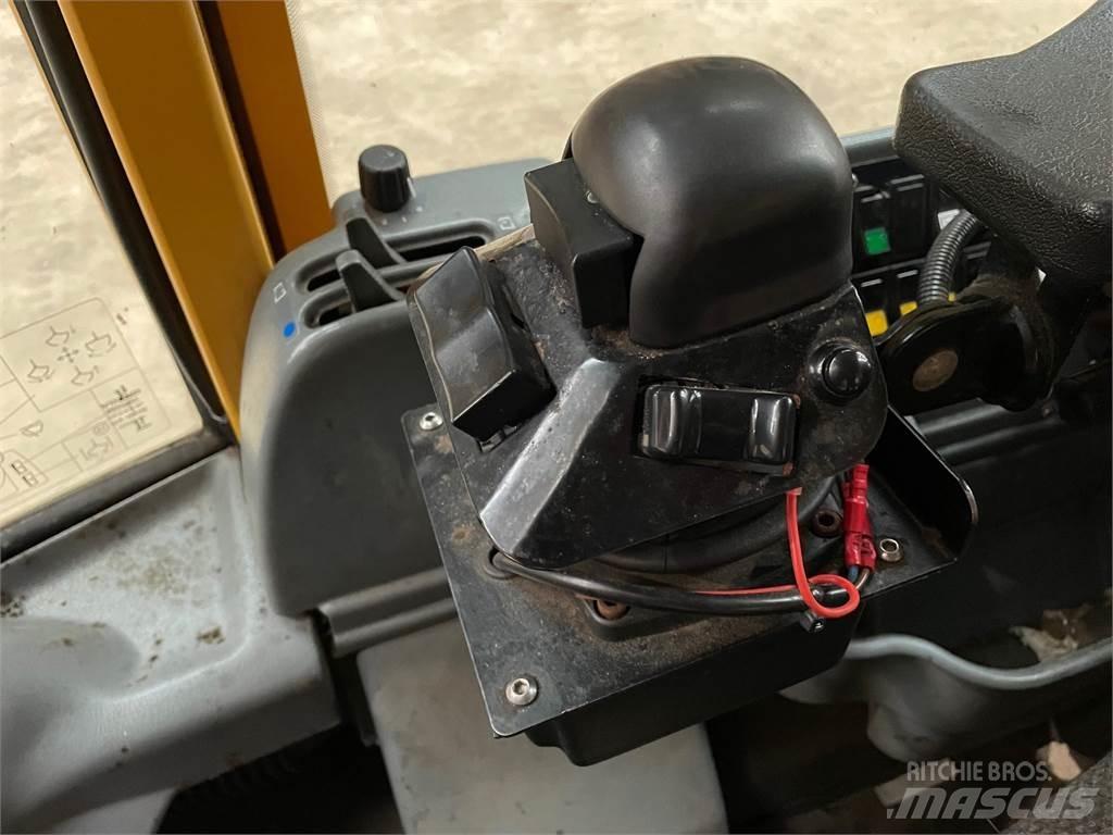  Førerhus, ex. Volvo L180D Ostale komponente za građevinarstvo