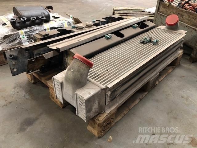  Intercooler ex. Volvo L180E Motori za građevinarstvo