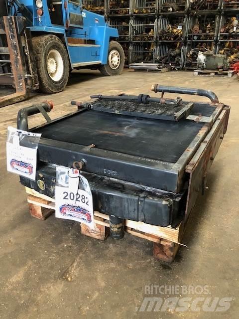  Køler ex. Hyundai R290LC-7A Motori za građevinarstvo