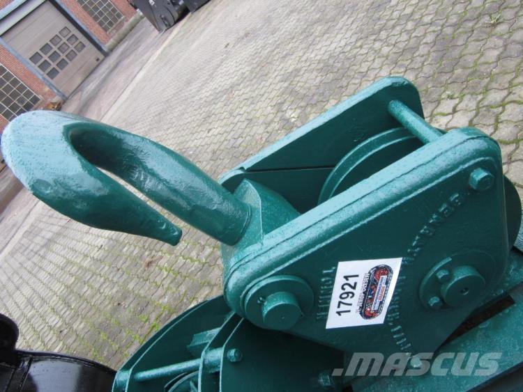  Krankrog ca. 30 tons Delovi i oprema za kran