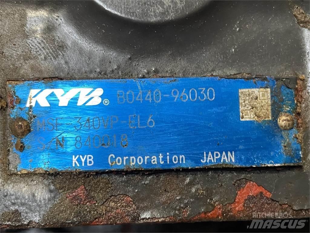 New Holland E485B Køregear Transmisija