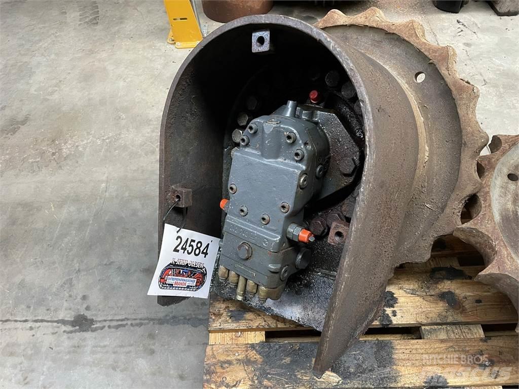 O&K RH9 Køregear Transmisija