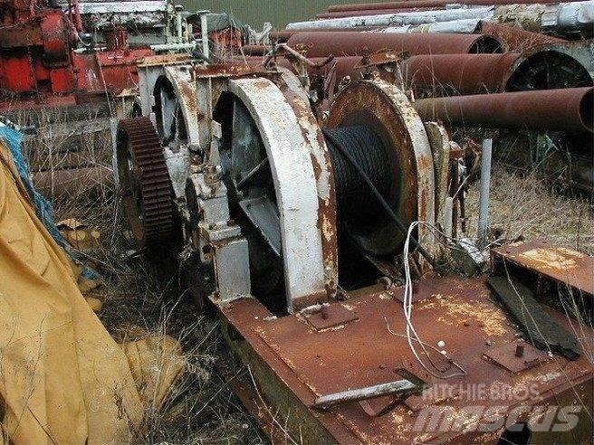  Piloteringsspil 3 tromler Utovorne dizalice, vitla i liftovi za materijal