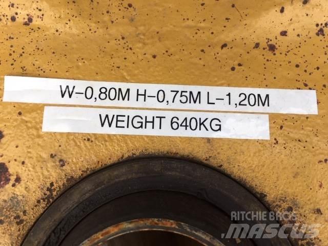  Rammeled ex. Cat 735 Dumper Ostale komponente za građevinarstvo