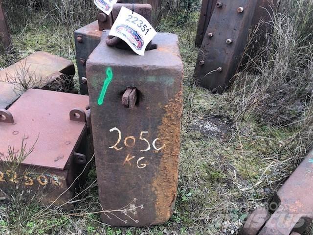  Rammeslag ca. 2050 kg Ostale komponente za građevinarstvo