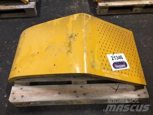  Skærm Volvo L120F, højre Ostale komponente za građevinarstvo