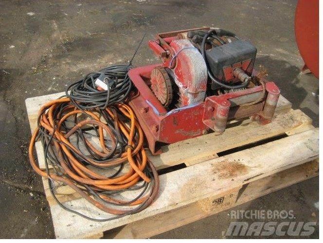  Spil - 24 volt Utovorne dizalice, vitla i liftovi za materijal
