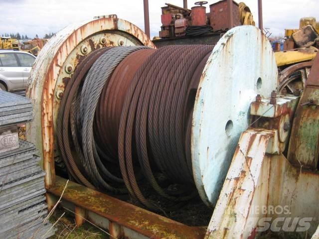  Spil ex. Storhavn - 1 stk. Utovorne dizalice, vitla i liftovi za materijal