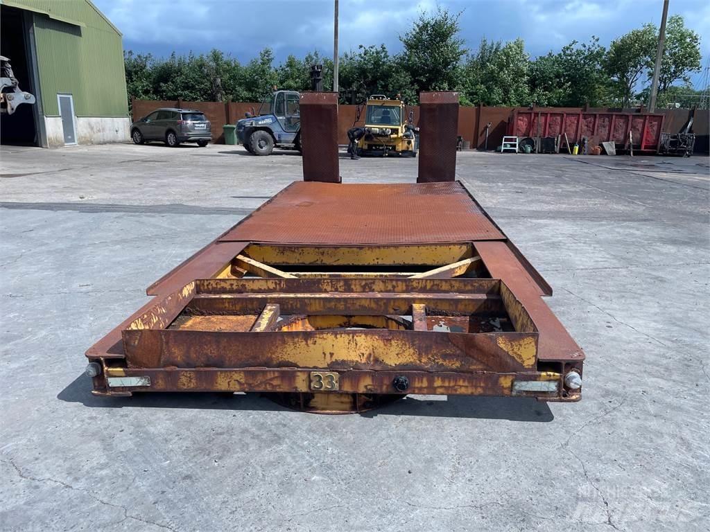  Trailerbund med slidsker Poluprikolice labudice